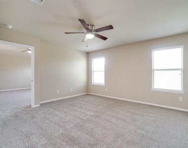 9210 Rustling Manor Lane - Photo Thumbnail 24