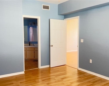 23520 Walden Center Drive - Photo Thumbnail 11