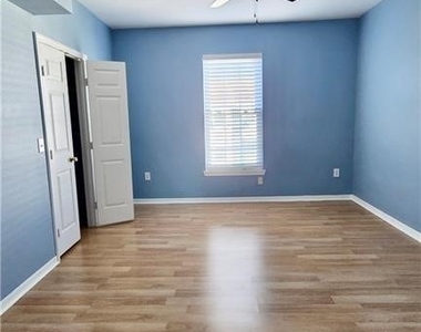23520 Walden Center Drive - Photo Thumbnail 12
