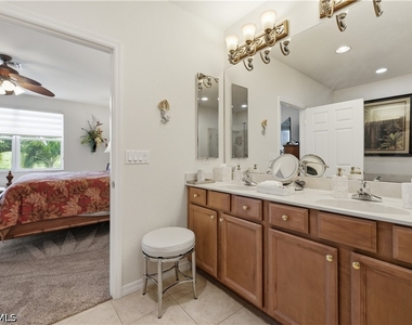 9631 Spanish Moss Way - Photo Thumbnail 22