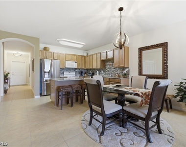 9631 Spanish Moss Way - Photo Thumbnail 14