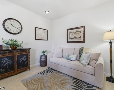 9631 Spanish Moss Way - Photo Thumbnail 4