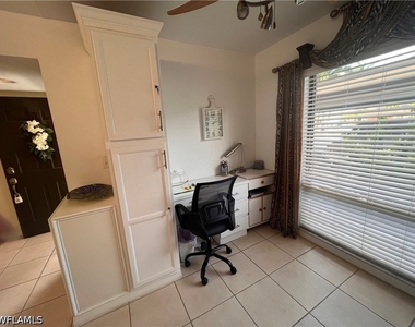 4240 Chantelle Drive - Photo Thumbnail 6