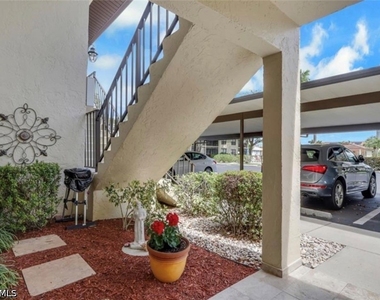 4240 Chantelle Drive - Photo Thumbnail 35