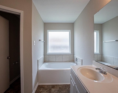 3039 Upland Spring Trace - Photo Thumbnail 23