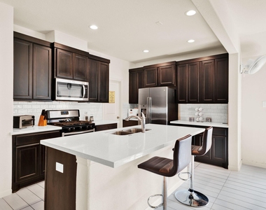 2503 Hagerman Court - Photo Thumbnail 8