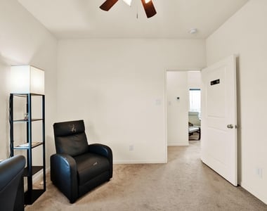 2503 Hagerman Court - Photo Thumbnail 26