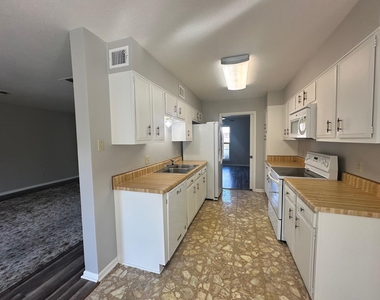 6632 Marshall Place - Photo Thumbnail 6
