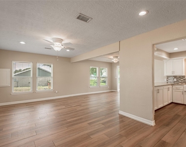 280 Crestmont Street - Photo Thumbnail 4