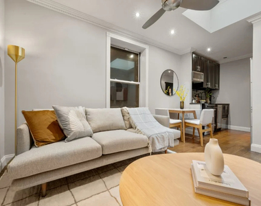 437 West 53rd Street - Photo Thumbnail 9