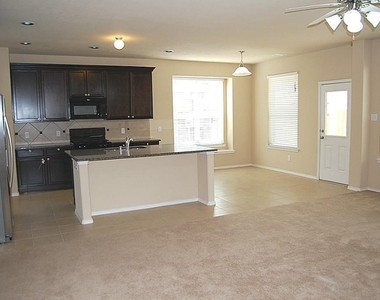 5634 Jay Thrush Drive - Photo Thumbnail 4