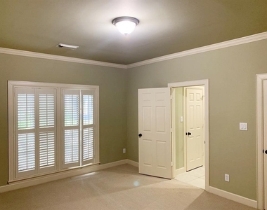 5033 La Branch Street - Photo Thumbnail 7