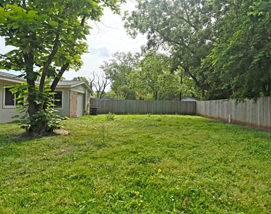 6123 Grape Street - Photo Thumbnail 16