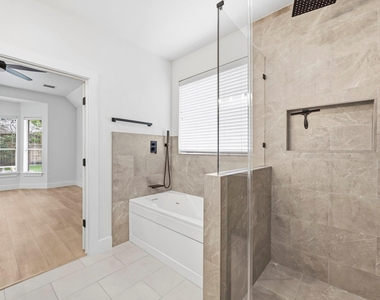 138 W Stockbridge Landing Circle - Photo Thumbnail 16