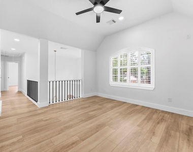 138 W Stockbridge Landing Circle - Photo Thumbnail 22
