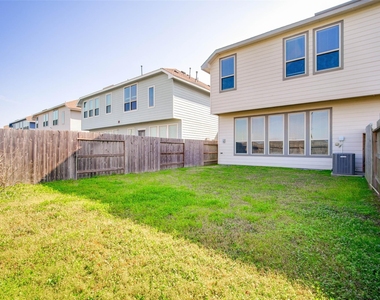 22746 Sutherland Bend Lane - Photo Thumbnail 30