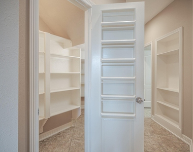 6506 Monte Bello Ridge Lane - Photo Thumbnail 11