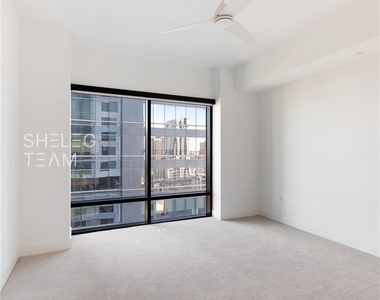 808 Crawford St - Photo Thumbnail 6