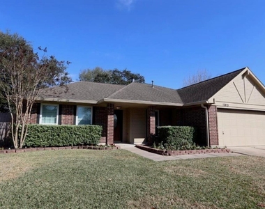 15815 Pilgrim Hall Drive - Photo Thumbnail 1