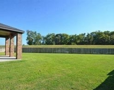 6323 Falling Briar Lane - Photo Thumbnail 4