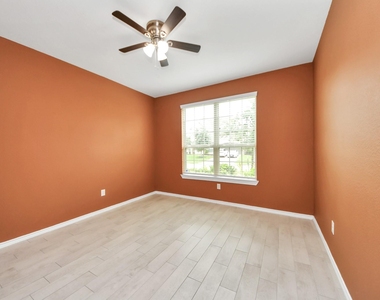 28215 Shorecrest Lane - Photo Thumbnail 4