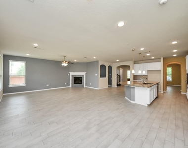 28215 Shorecrest Lane - Photo Thumbnail 6