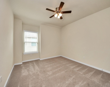 28215 Shorecrest Lane - Photo Thumbnail 35
