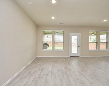 28215 Shorecrest Lane - Photo Thumbnail 20