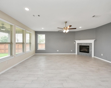 28215 Shorecrest Lane - Photo Thumbnail 8