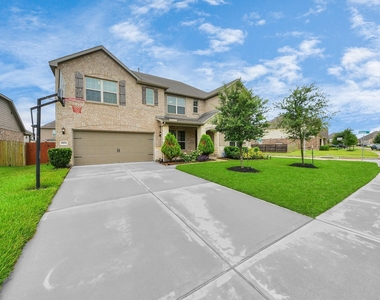 28215 Shorecrest Lane - Photo Thumbnail 44