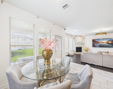 24711 Miltonwood Street - Photo Thumbnail 12