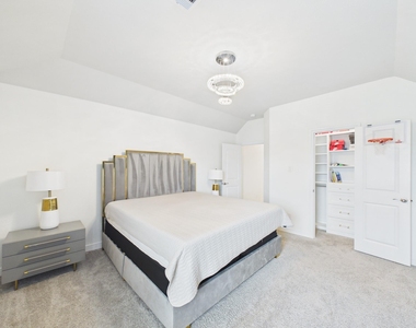 24711 Miltonwood Street - Photo Thumbnail 45
