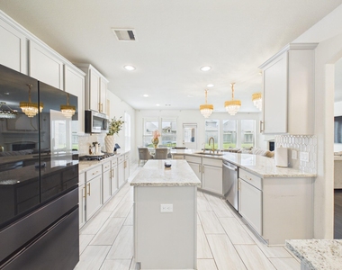 24711 Miltonwood Street - Photo Thumbnail 16