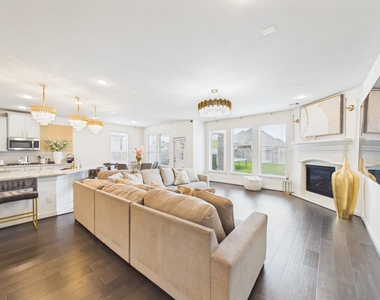 24711 Miltonwood Street - Photo Thumbnail 17