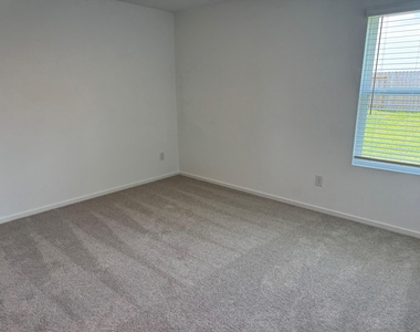706 Zuppino Lane - Photo Thumbnail 10