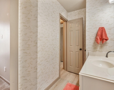 2911 Mossy Log Court - Photo Thumbnail 23