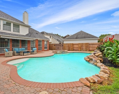 2911 Mossy Log Court - Photo Thumbnail 2