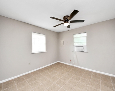 3914 Hoffman Street - Photo Thumbnail 17