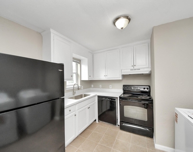 3914 Hoffman Street - Photo Thumbnail 13