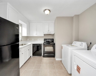 3914 Hoffman Street - Photo Thumbnail 11