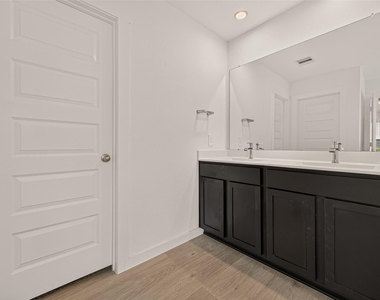 3827 Pierce Place Lane - Photo Thumbnail 33