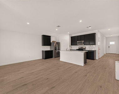 3827 Pierce Place Lane - Photo Thumbnail 12