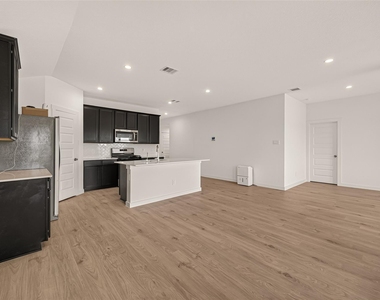 3827 Pierce Place Lane - Photo Thumbnail 14