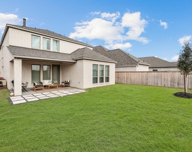 18419 Circle Bar Ranch Court - Photo Thumbnail 35