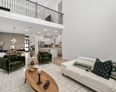18419 Circle Bar Ranch Court - Photo Thumbnail 15