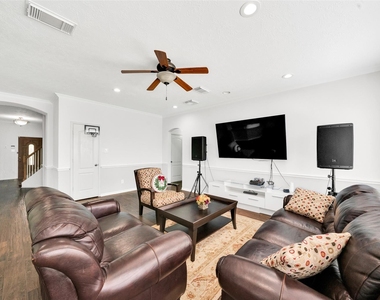 5522 Brookhollow Oaks Trail - Photo Thumbnail 12