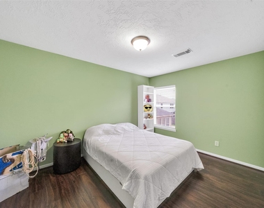 5522 Brookhollow Oaks Trail - Photo Thumbnail 19
