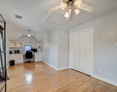 5838 Larkin Street - Photo Thumbnail 32