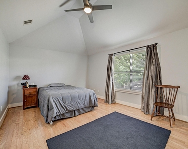 5838 Larkin Street - Photo Thumbnail 34