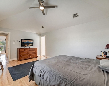 5838 Larkin Street - Photo Thumbnail 35